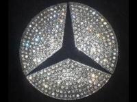 Mercedes, вставка в эмблему рулевого колеса из кристаллов Swarovski